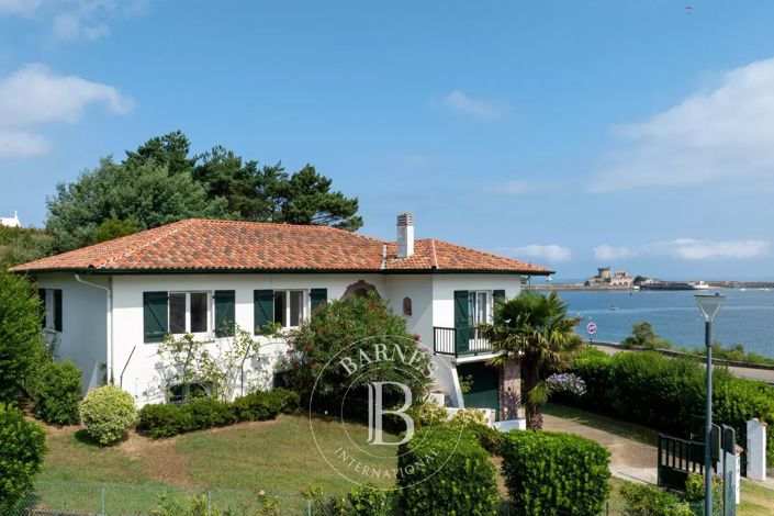 Image No.3-4 Bed House for sale