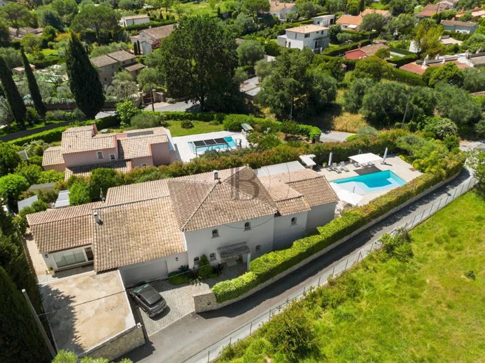 Image No.24-4 Bed House for sale