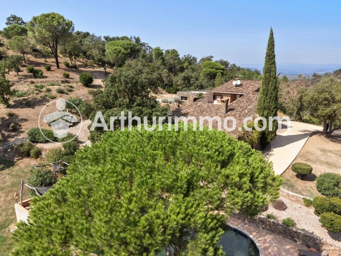 Image No.19-6 Bed House for sale