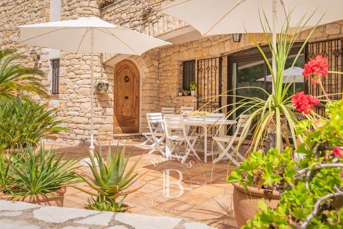 Image No.4-4 Bed House for sale