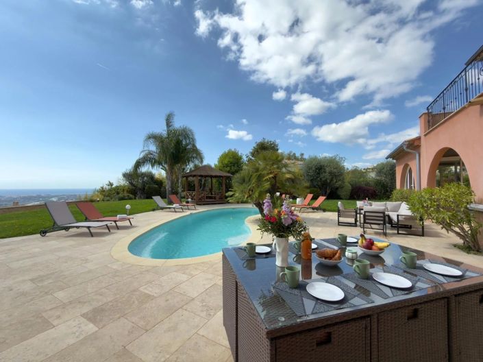 Image No.17-4 Bed House for sale