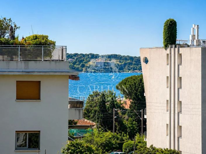 Image No.10-3 Bed Apartment for sale