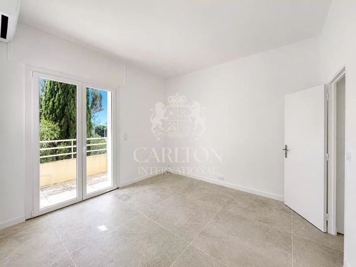 Image No.6-3 Bed Apartment for sale