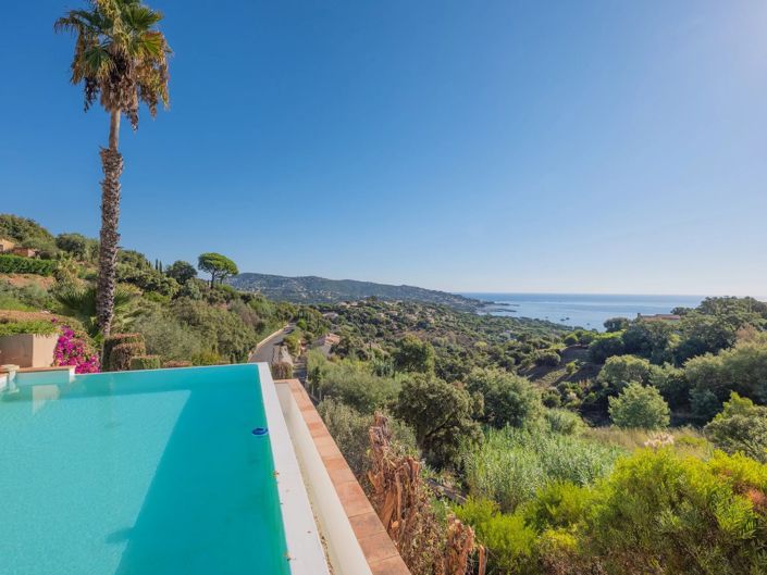 Image No.5-4 Bed House for sale