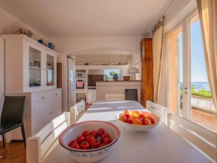Image No.9-4 Bed House for sale