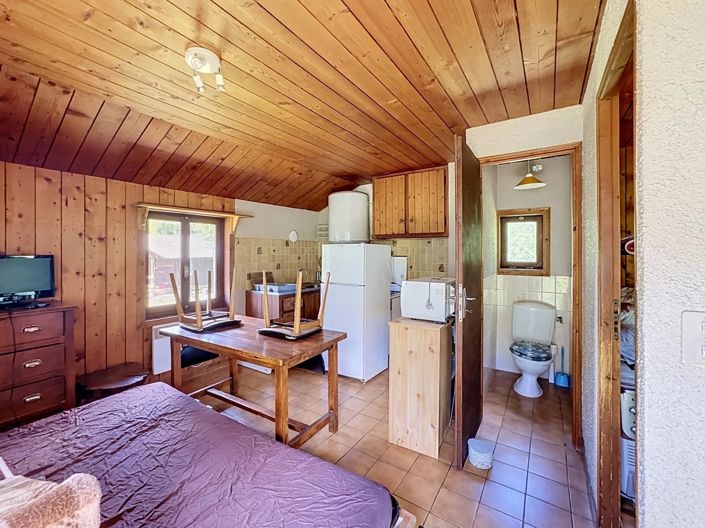 Image No.21-House for sale