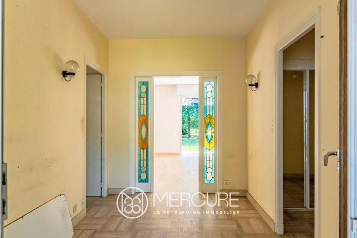 Image No.3-7 Bed House for sale