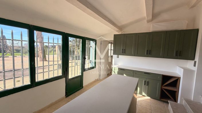 Image No.16-9 Bed House for sale
