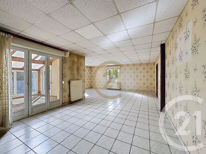 Image No.11-3 Bed House for sale