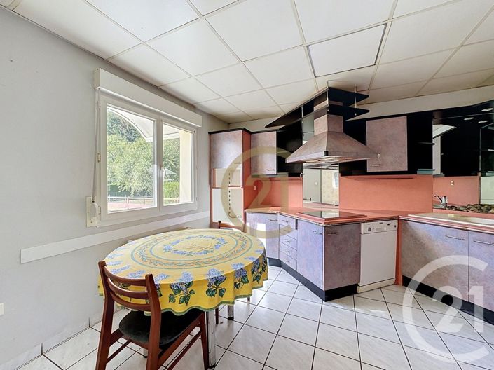 Image No.12-3 Bed House for sale