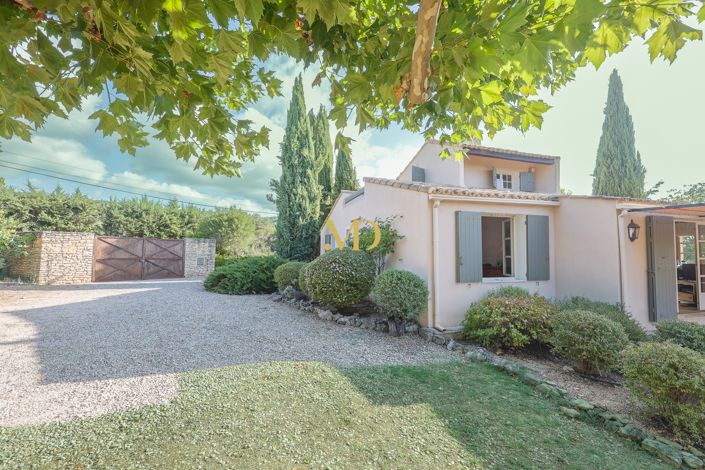 Image No.10-3 Bed House for sale