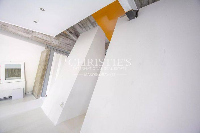 Image No.11-2 Bed House for sale