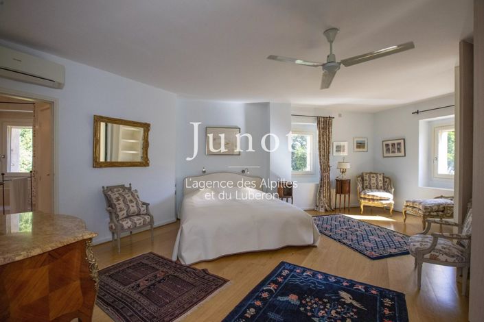 Image No.16-2 Bed House for sale