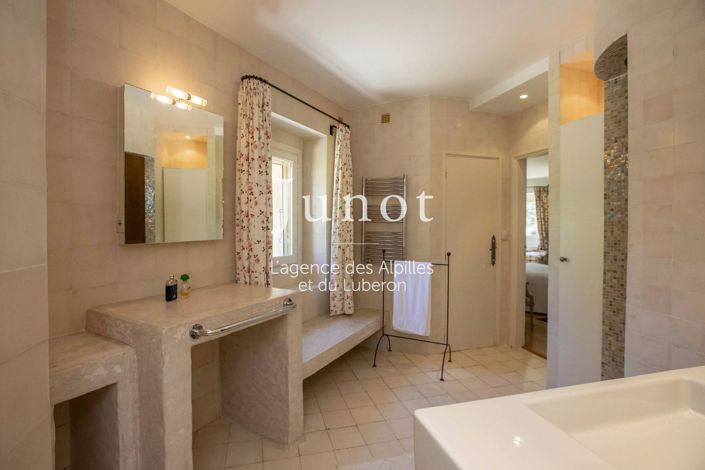 Image No.18-2 Bed House for sale