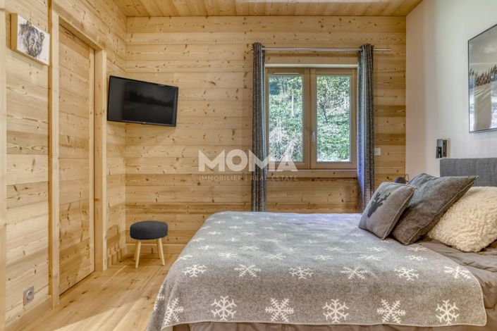 Image No.21-7 Bed House for sale