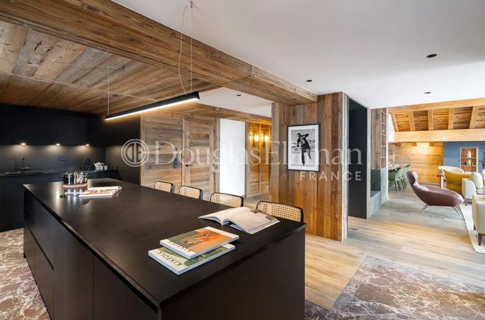 Image No.6-7 Bed House for sale