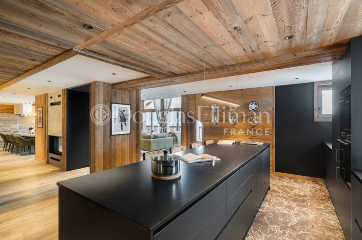 Image No.7-7 Bed House for sale