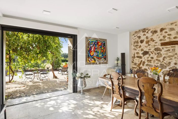 Image No.7-6 Bed House for sale