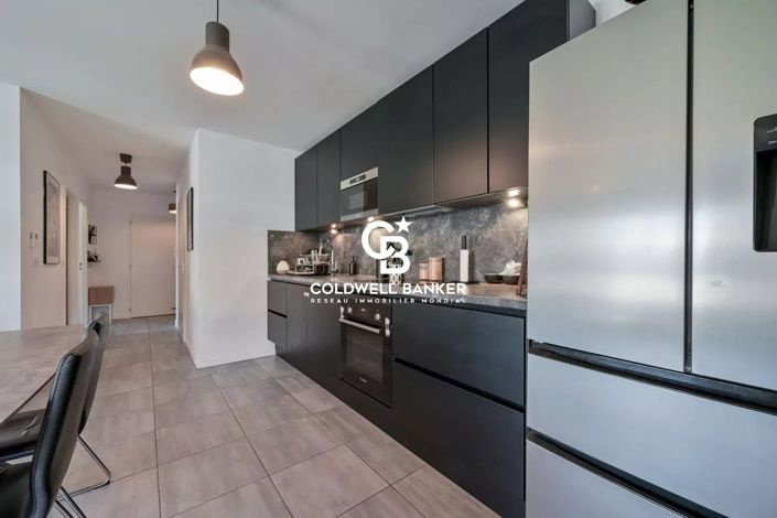 Image No.9-2 Bed Apartment for sale