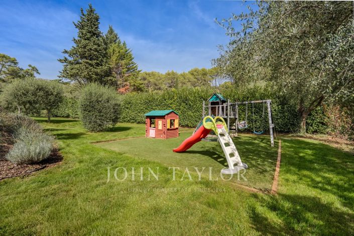 Image No.33-4 Bed House for sale