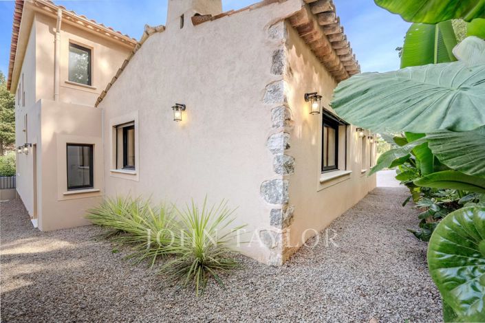 Image No.34-4 Bed House for sale