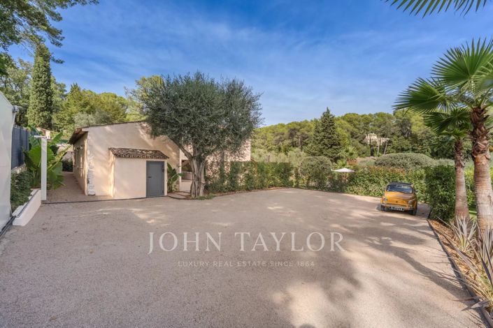 Image No.35-4 Bed House for sale
