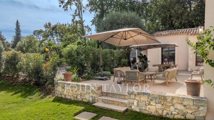 Image No.9-4 Bed House for sale