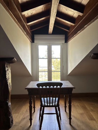 Image No.24-8 Bed House for sale
