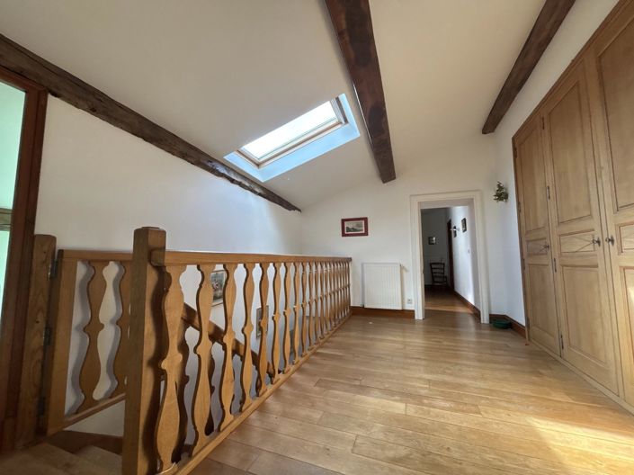 Image No.28-8 Bed House for sale
