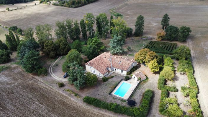 Image No.33-8 Bed House for sale