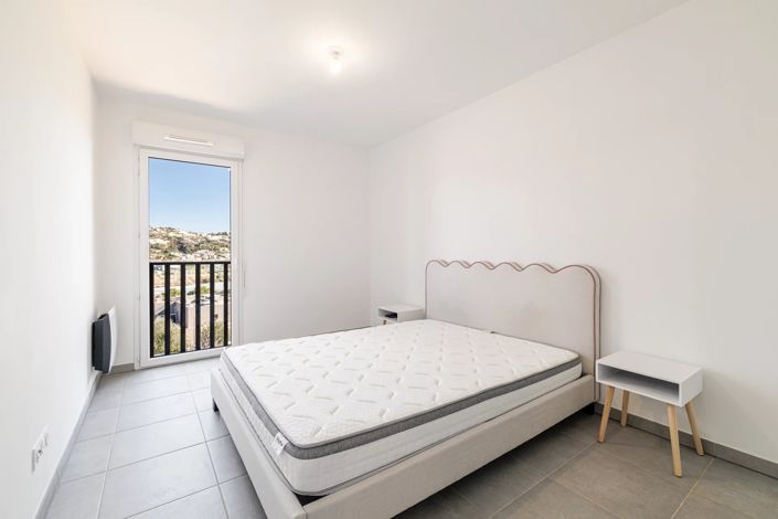 Image No.22-2 Bed Apartment for sale
