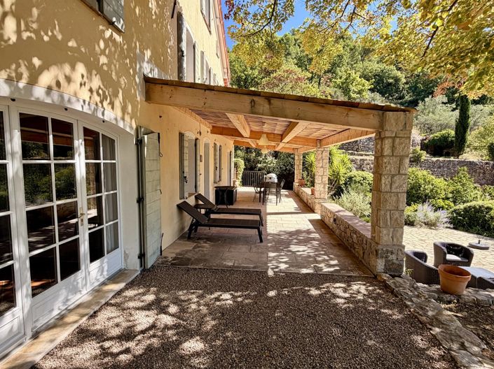 Image No.27-5 Bed House for sale