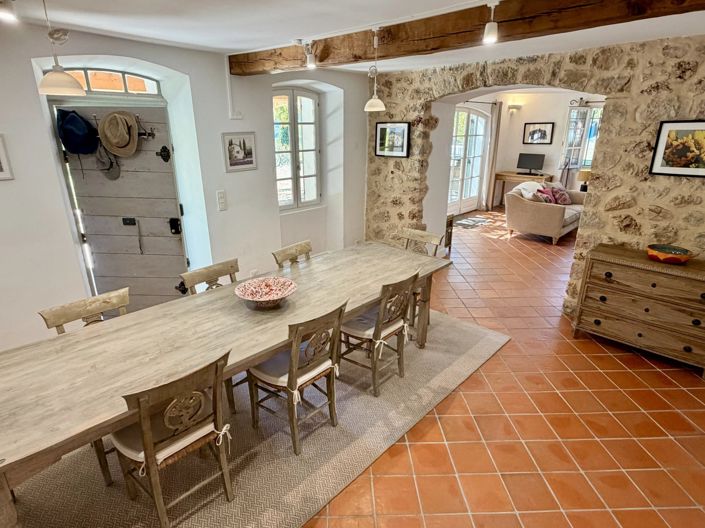 Image No.35-5 Bed House for sale