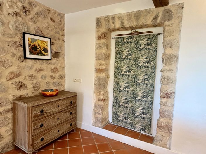 Image No.36-5 Bed House for sale
