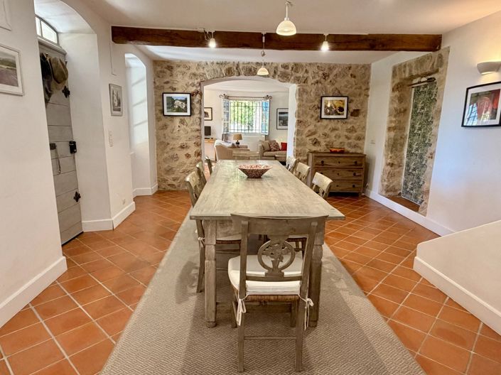 Image No.37-5 Bed House for sale