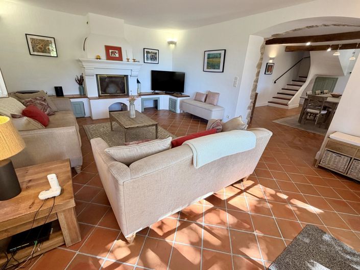 Image No.38-5 Bed House for sale