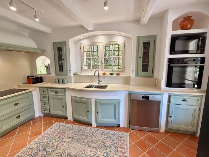 Image No.41-5 Bed House for sale