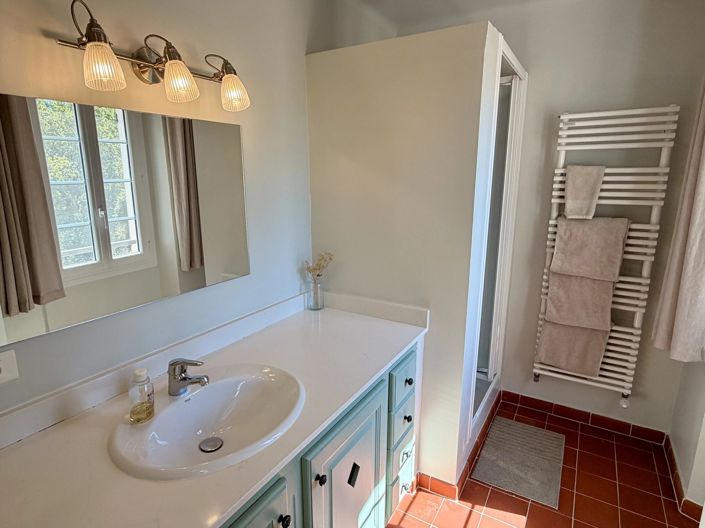 Image No.49-5 Bed House for sale