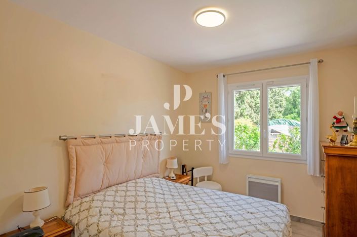 Image No.7-3 Bed House for sale