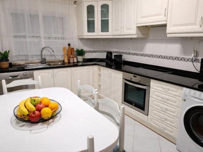Image No.5-2 Bed Apartment for sale