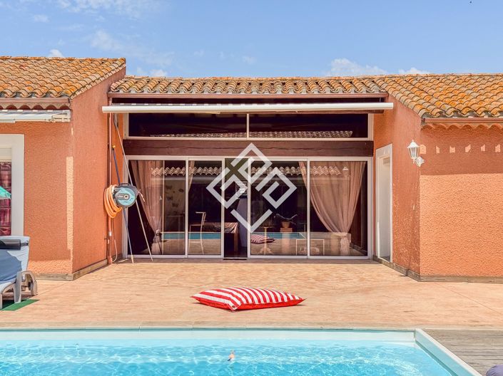 Image No.15-8 Bed House for sale
