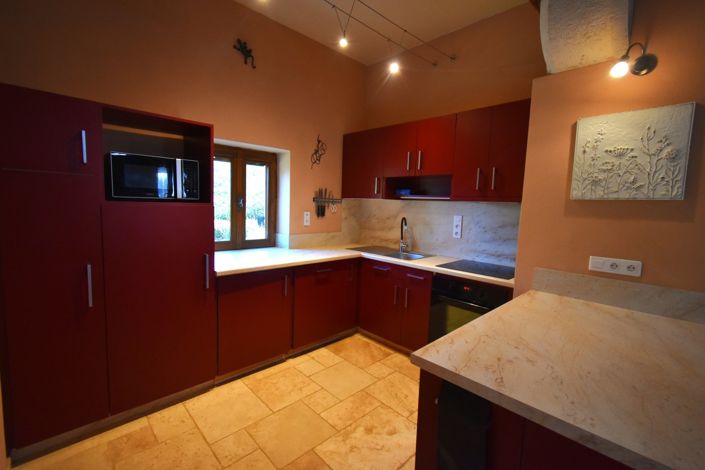 Image No.31-13 Bed House for sale