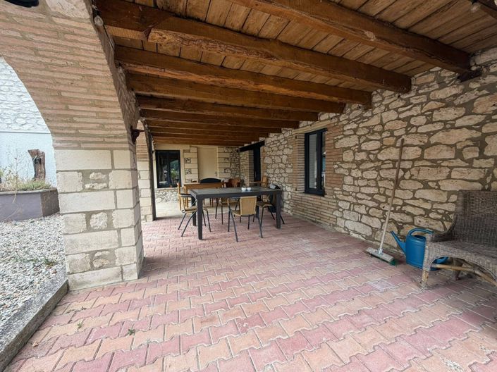 Image No.14-12 Bed House for sale