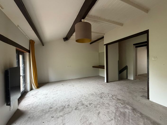 Image No.17-12 Bed House for sale