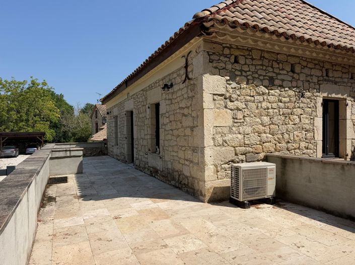 Image No.26-12 Bed House for sale