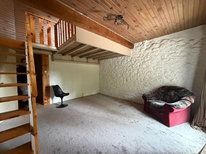 Image No.36-12 Bed House for sale
