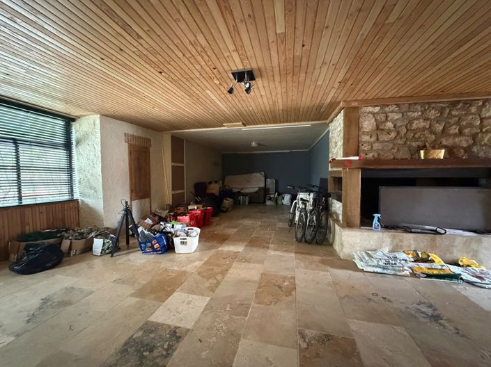 Image No.37-12 Bed House for sale
