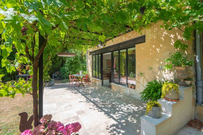 Image No.2-4 Bed House for sale