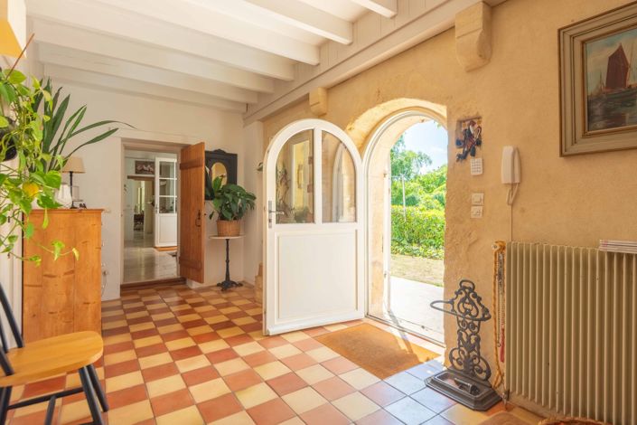 Image No.7-4 Bed House for sale