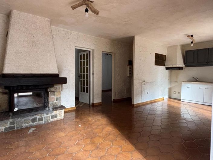 Image No.10-2 Bed House for sale